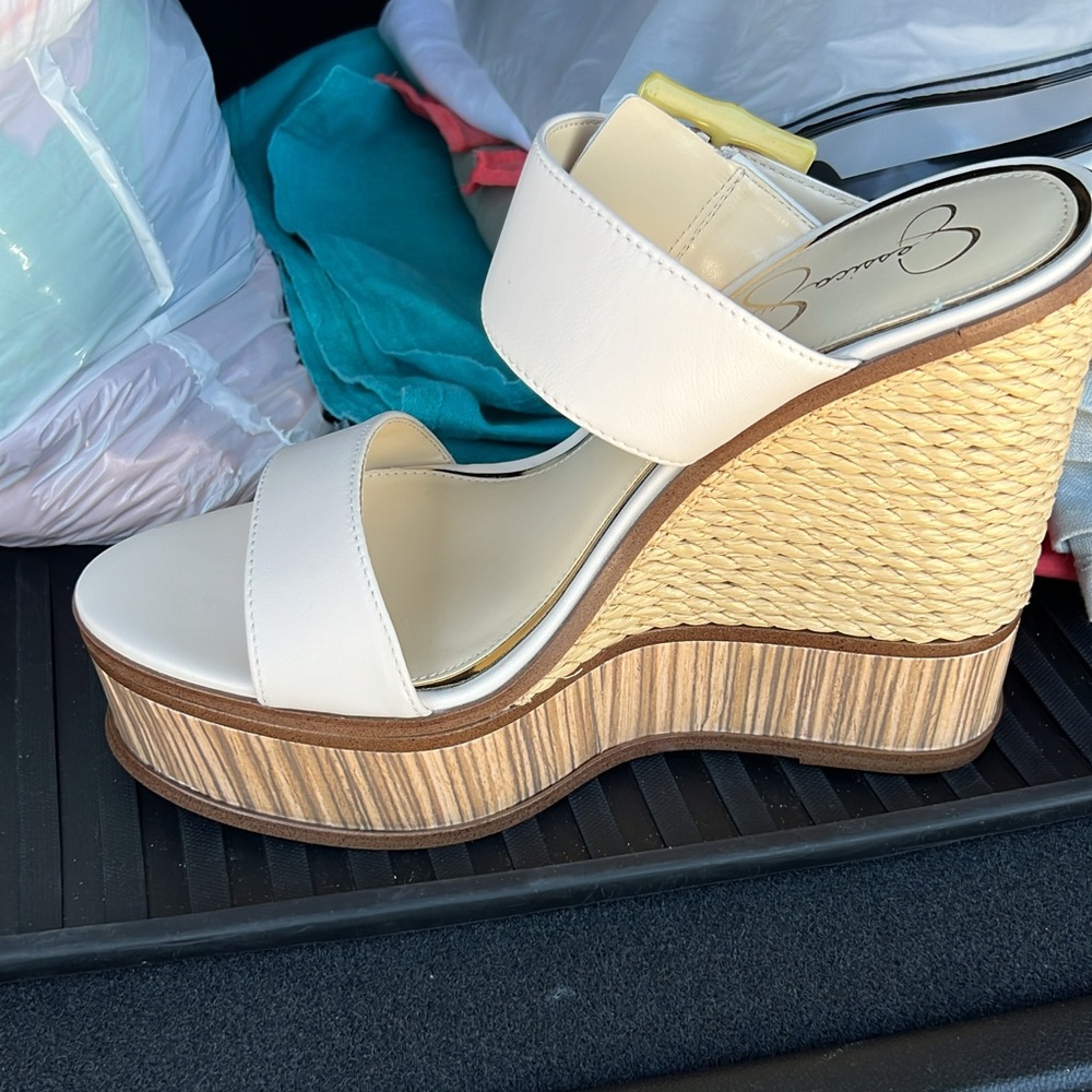 New without box - Picture 2 of 2